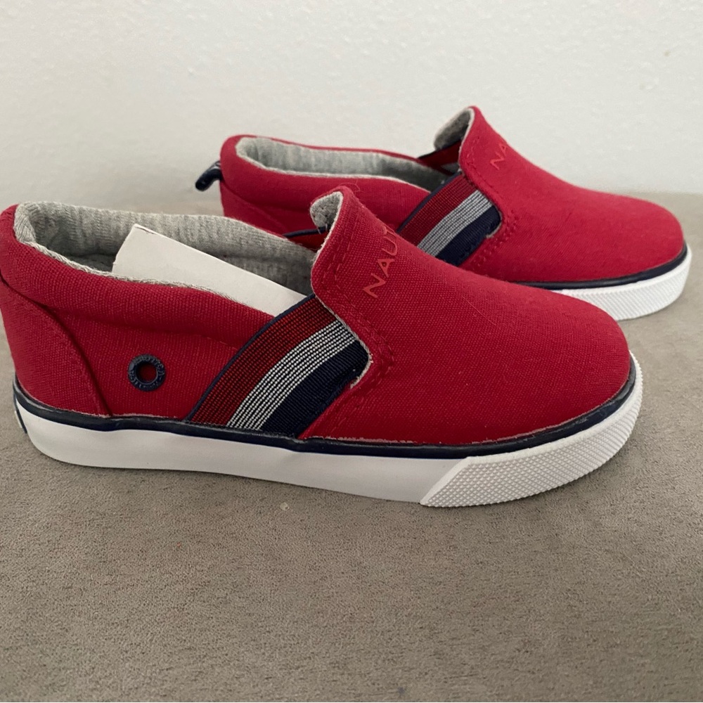 Nautica slip on shoes boys 8